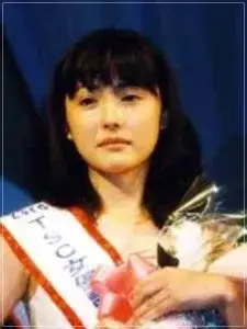 平山あや